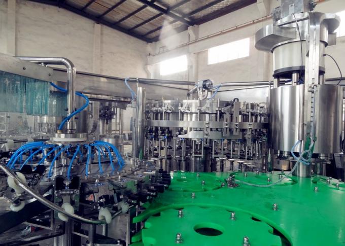 Adjustable Filling Volume Carbonated Drink Filling Machine / Carbonated Water Filler 1